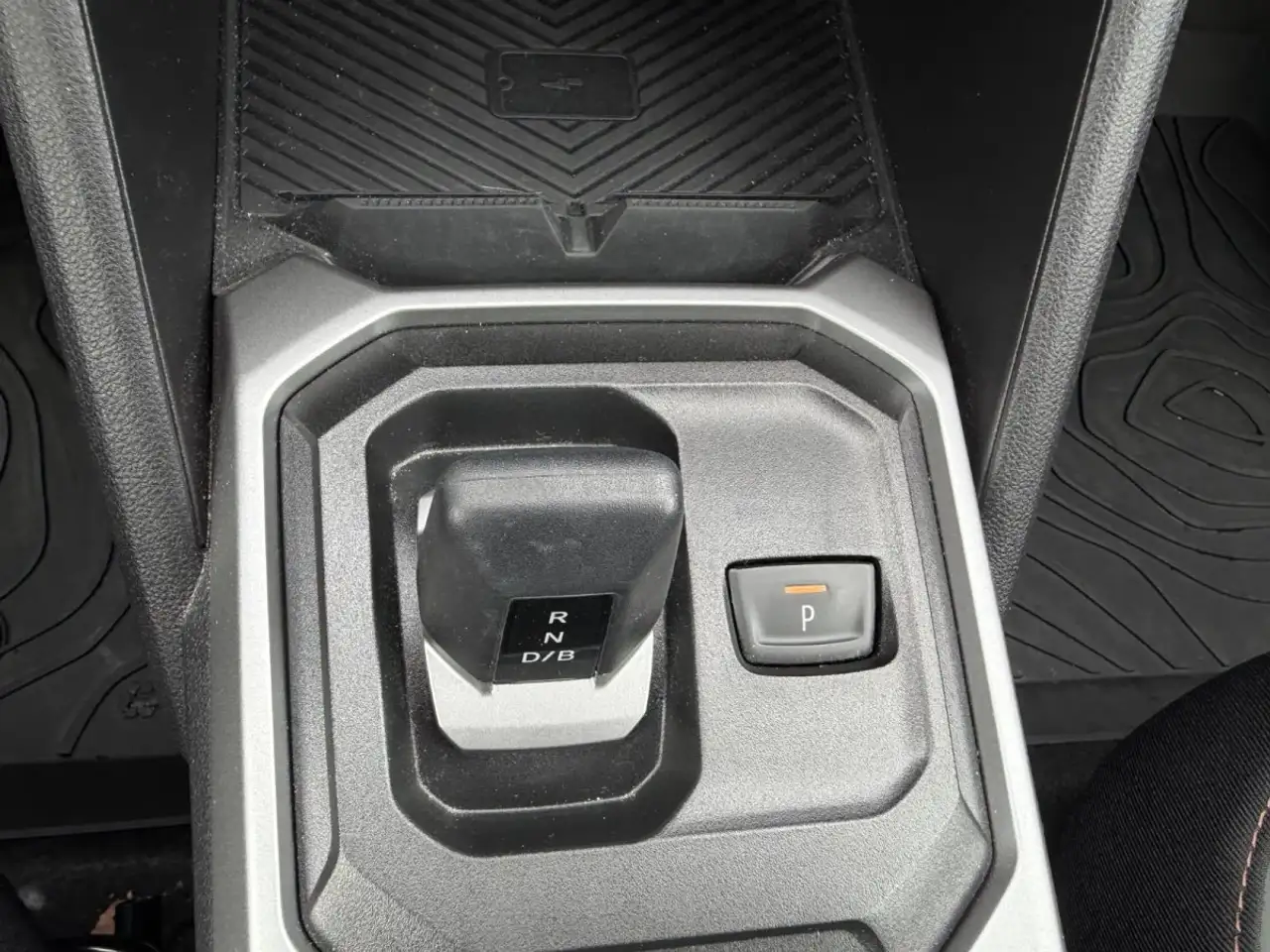 Dacia Duster — photo 30