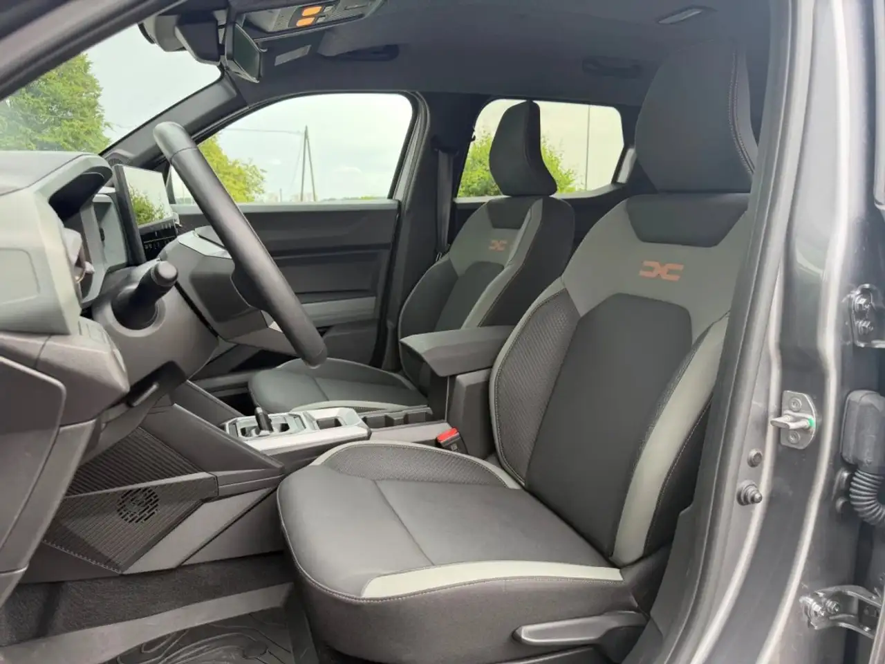 Dacia Duster — photo 13