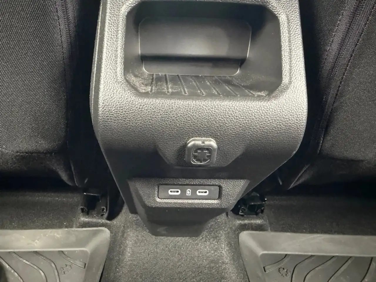Dacia Duster — photo 43