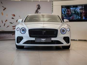 V8