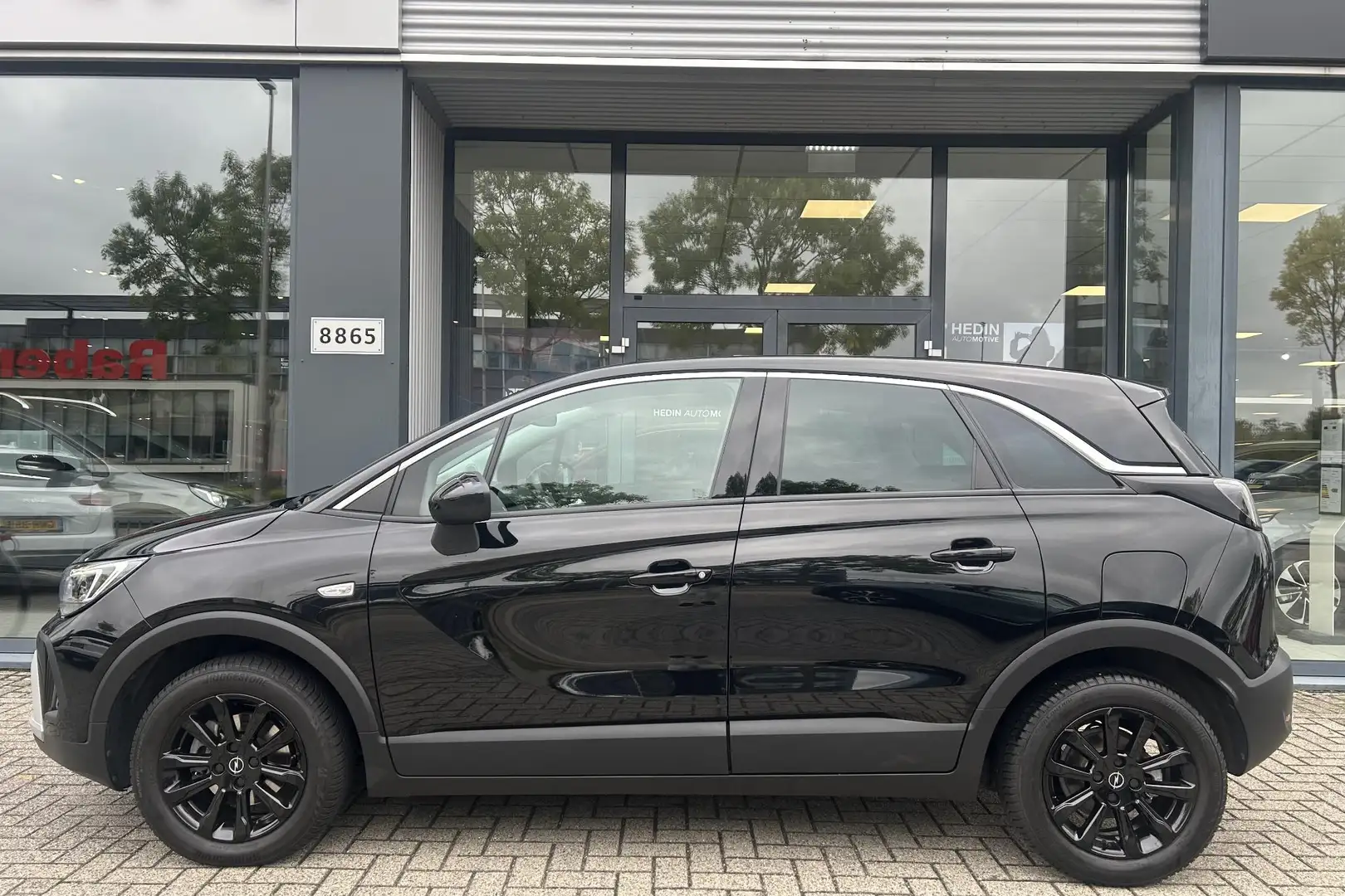 Opel Crossland 1.2 Turbo Elegance | Navigatie | Camera | Climate Zwart - 2