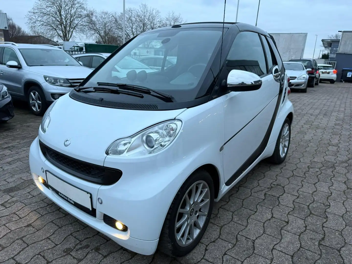 smart forTwo Micro Hybrid+Ratenzahlung ohne Bank+Tüv Neu Weiß - 1