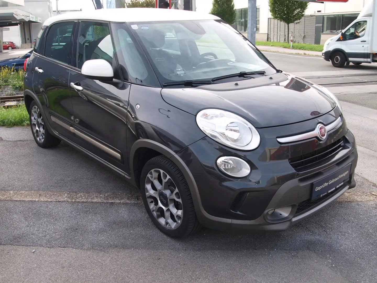 Fiat 500L 500L Wagon 1,3 MultiJet II 95 Lounge Lounge - 1
