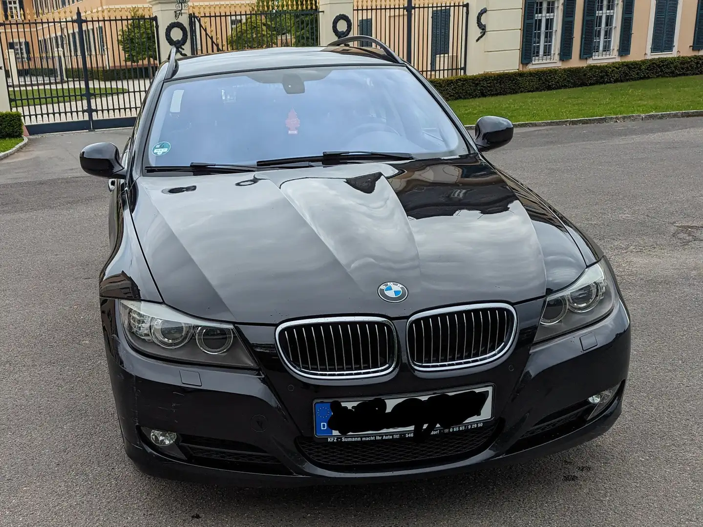 BMW 325 325i Touring Zwart - 1