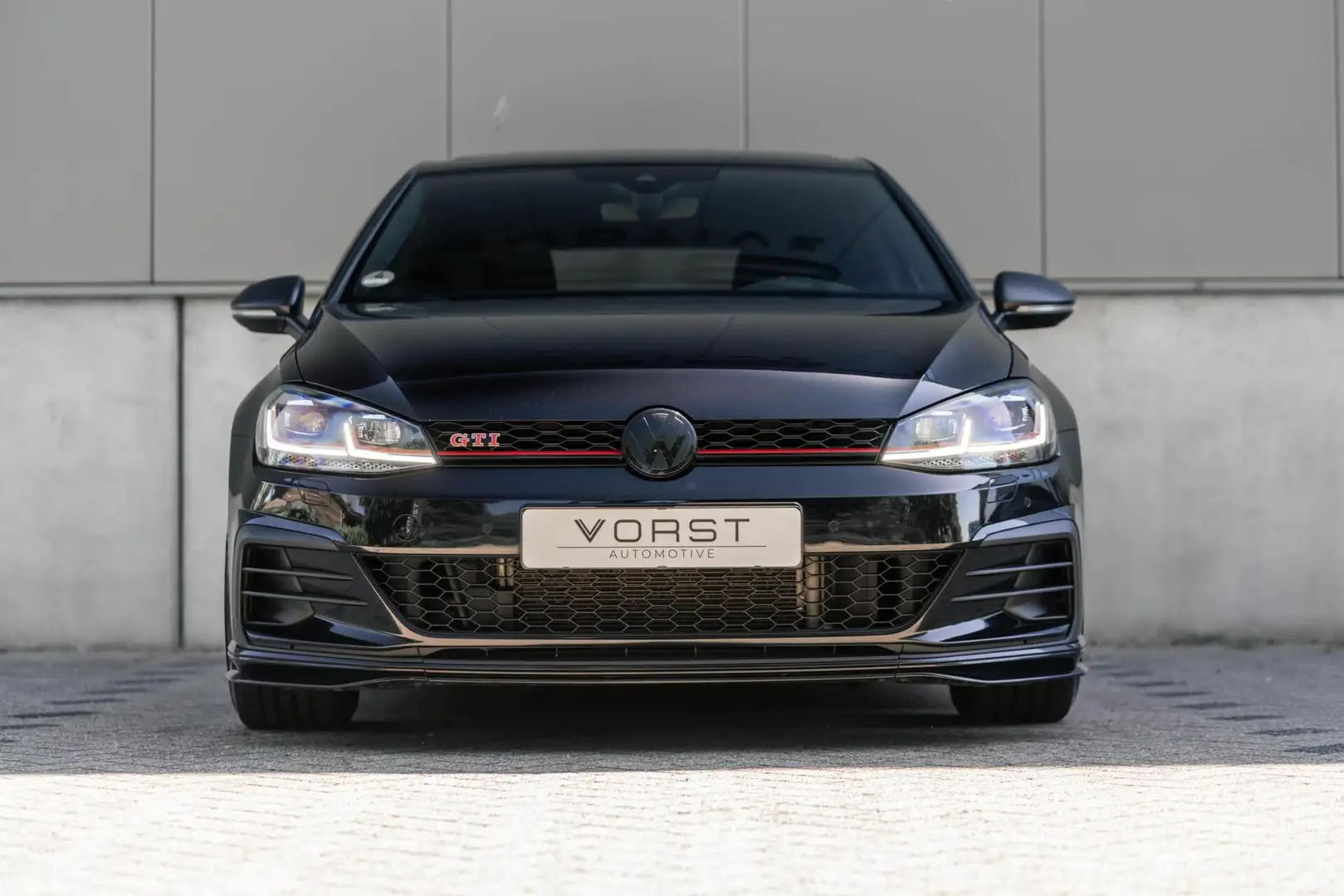 Volkswagen Golf GTI 2.0 TSI TCR Pano Dsg Akrapovic Noir - 2