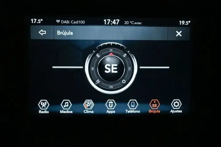 Jeep Renegade 2020, foto 15