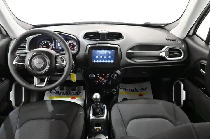 Jeep Renegade 2020, foto 18