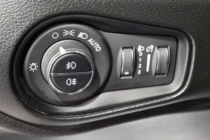 Jeep Renegade 2020, foto 27