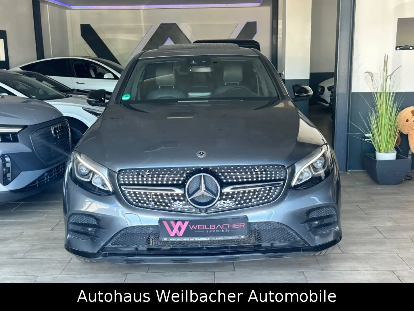 Mercedes-Benz GLC 250 Coupe 4Matic AMG Line * Pano * 360* Gris - 2