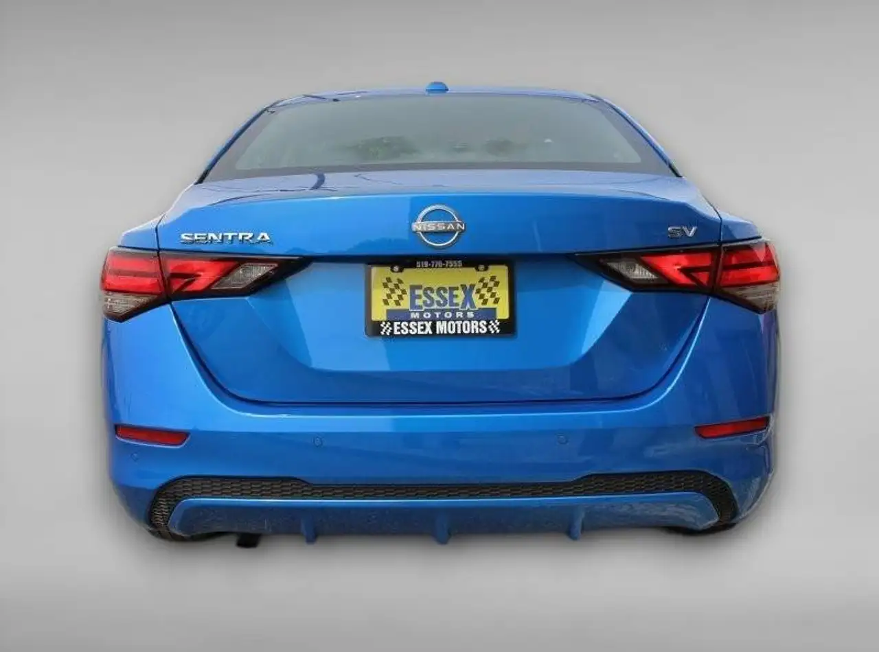 Nissan Sentra снимка Nissan Sentra