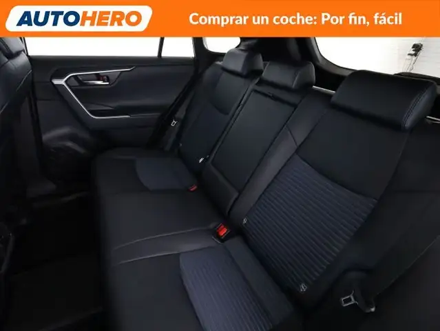Toyota RAV4 view 15
