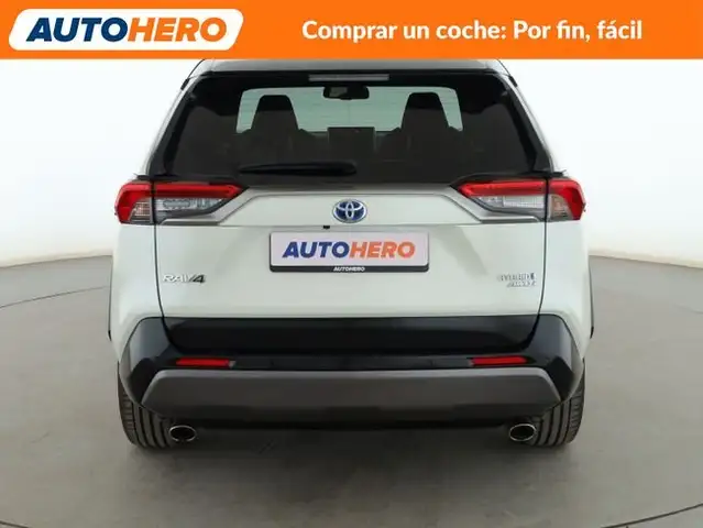 Toyota RAV4 view 5