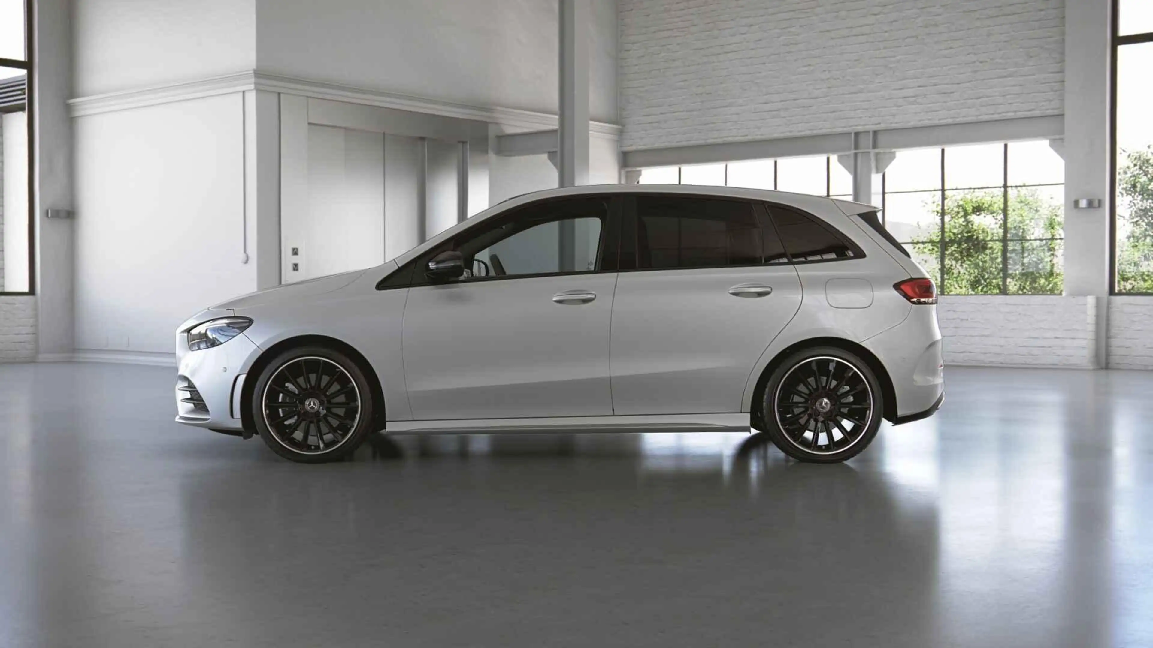 Mercedes-Benz B 220 Launch Edition Premium Plus | AMG | Launch | Panor — photo 12