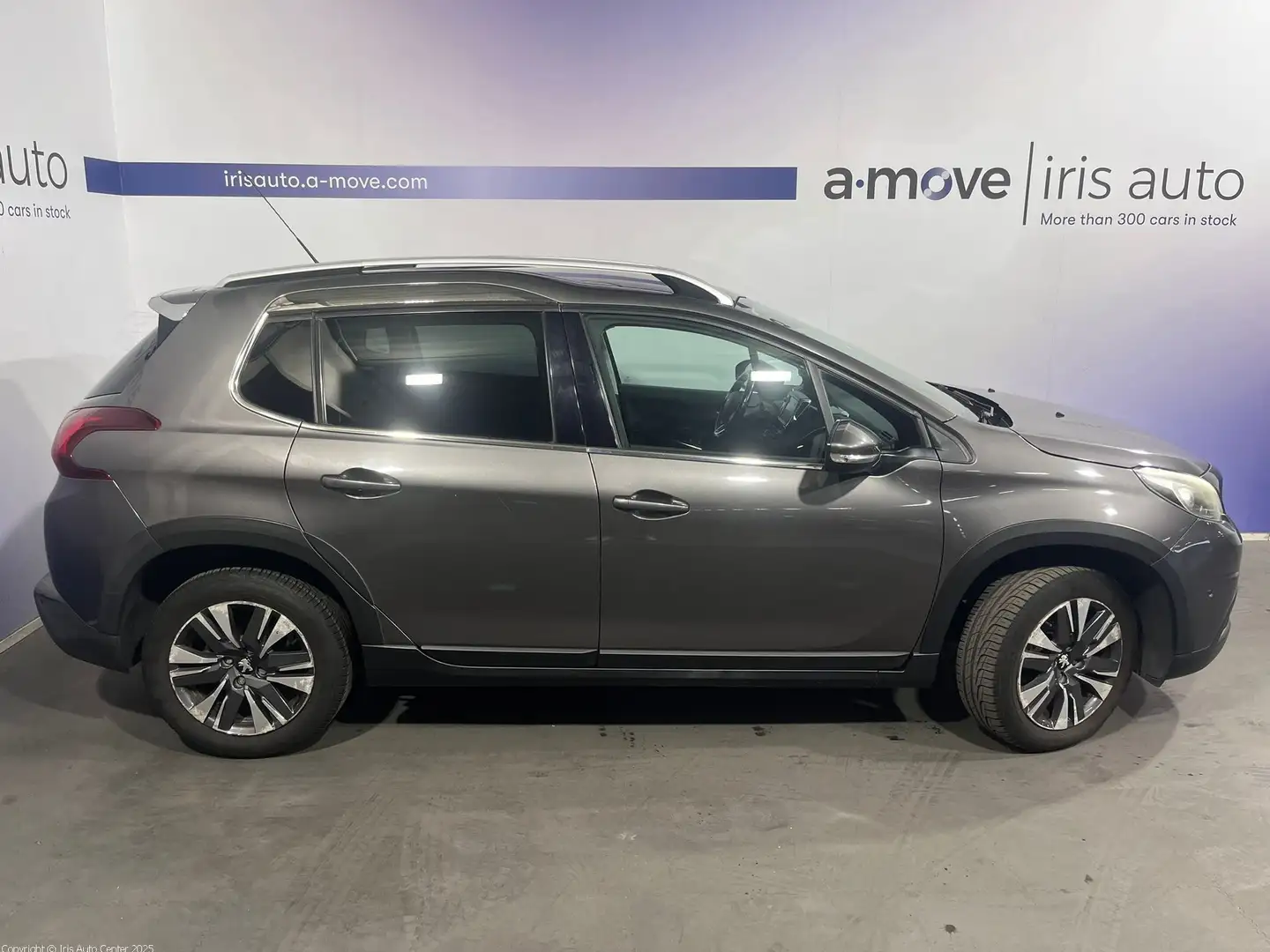 Peugeot 2008 1.2 PURETECH | CARPLAY | TOIT PANO. | AC. Grijs - 2