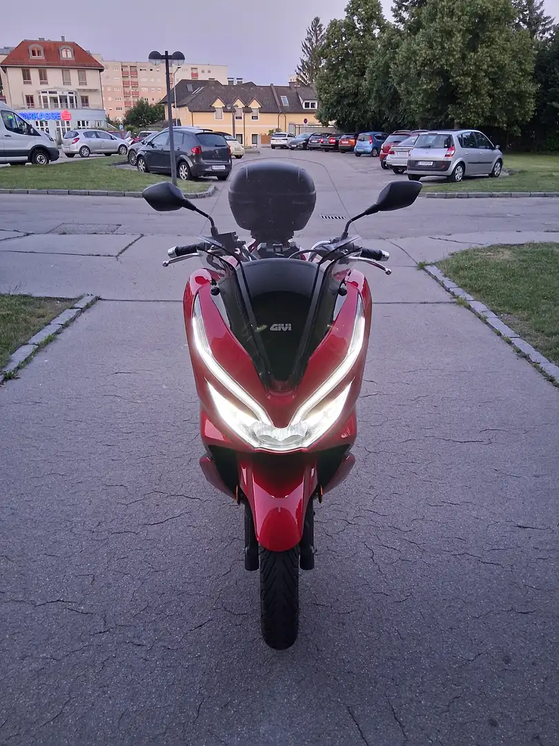 Honda PCX 125 Červená - 1
