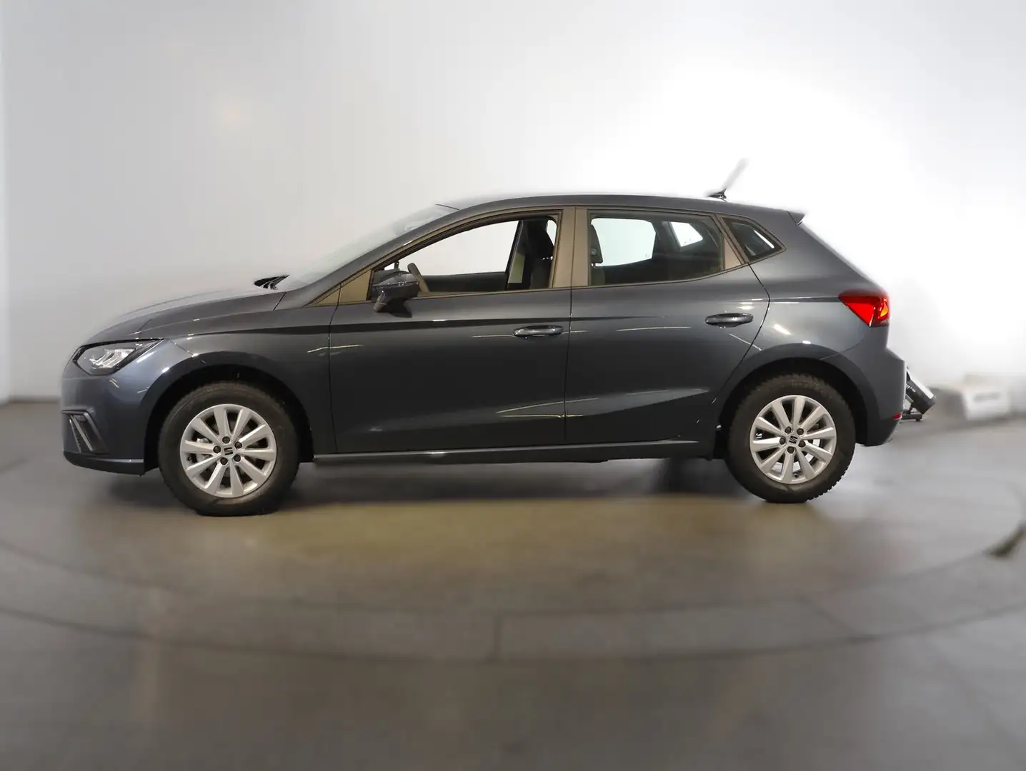 SEAT Ibiza Reference Edition 1.0 Grau - 2
