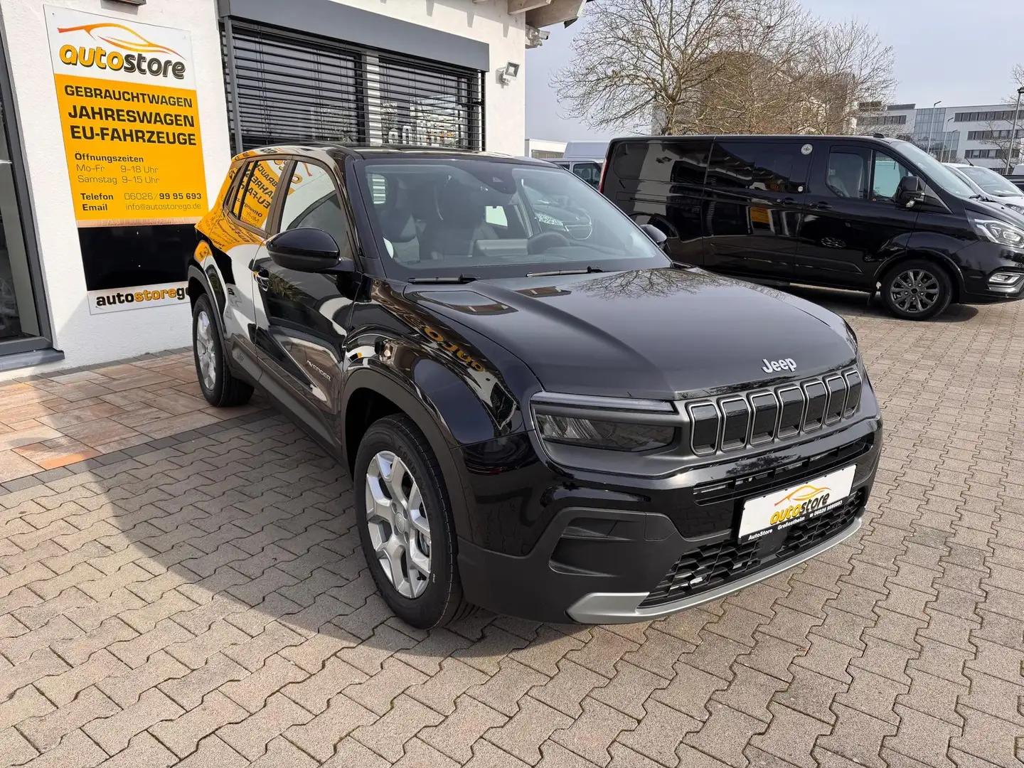 Jeep Avenger Altitude 1.2 T-GDI 74 kW (101 PS), Schalt. 6-Ga... Schwarz - 2