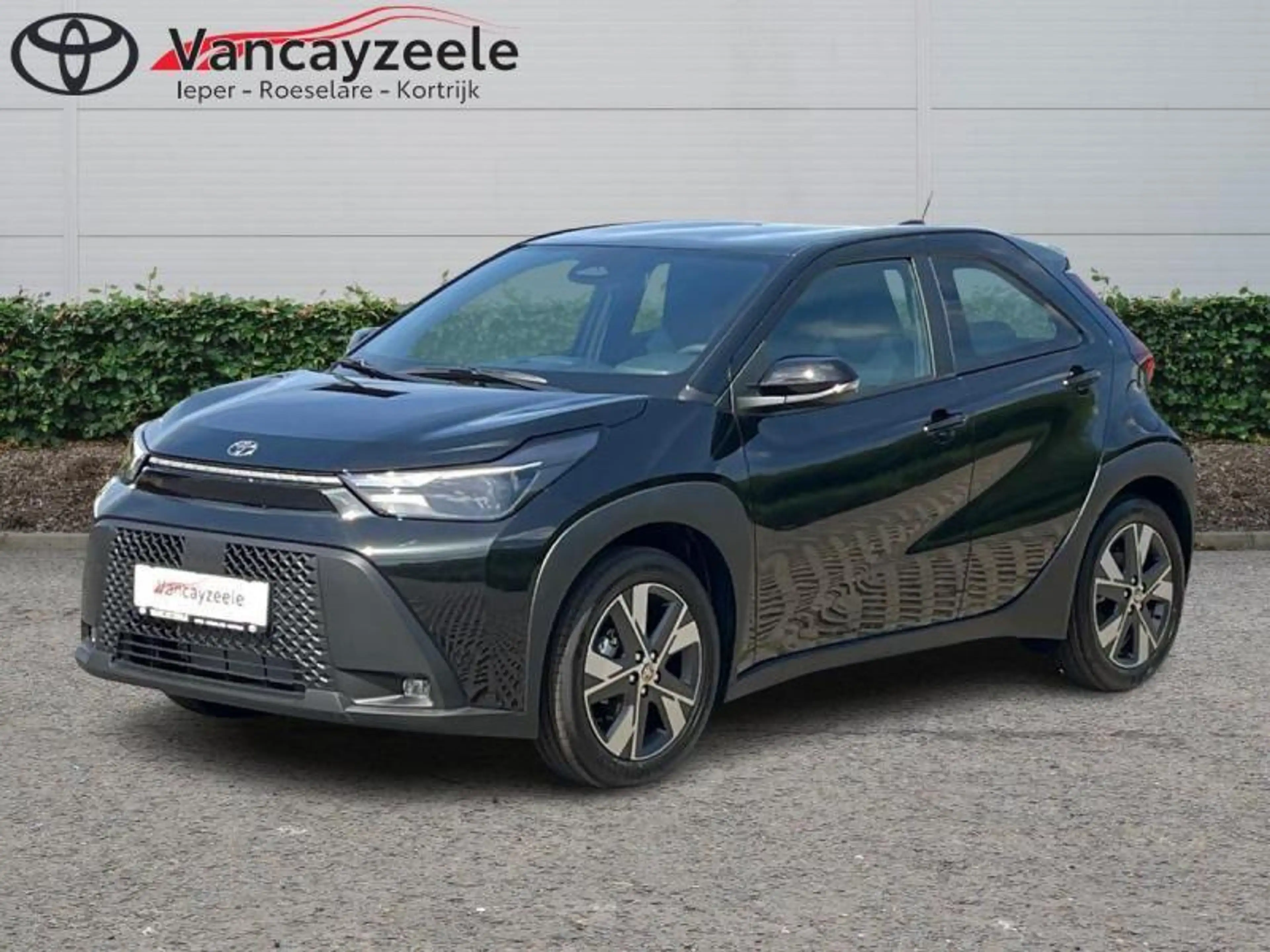 Toyota Aygo X play+cam+dab+androidauto+caplay+17inch alu velgen