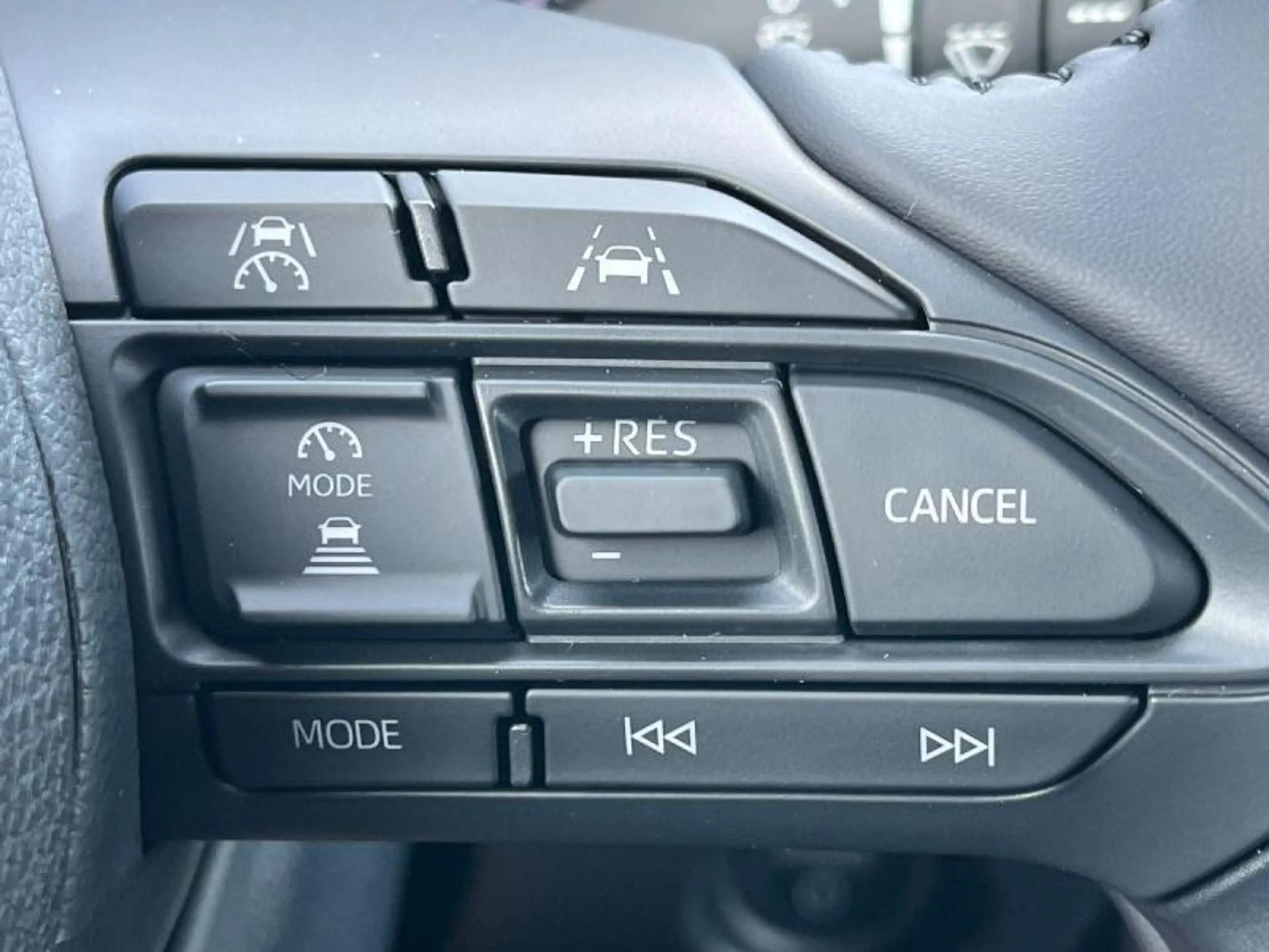 Toyota Aygo X play+cam+dab+androidauto+caplay+17inch alu velgen — photo 14