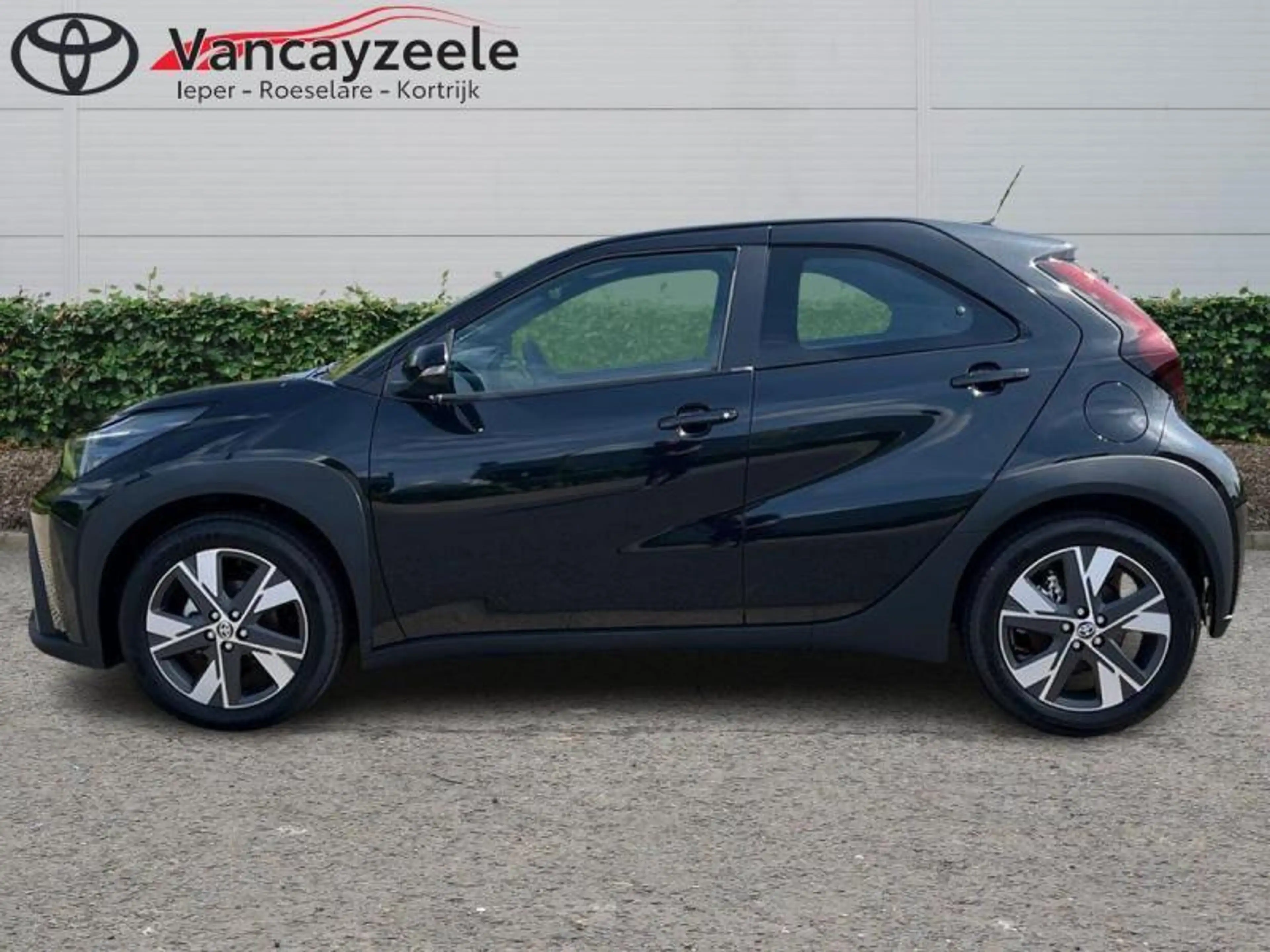 Toyota Aygo X play+cam+dab+androidauto+caplay+17inch alu velgen — photo 5