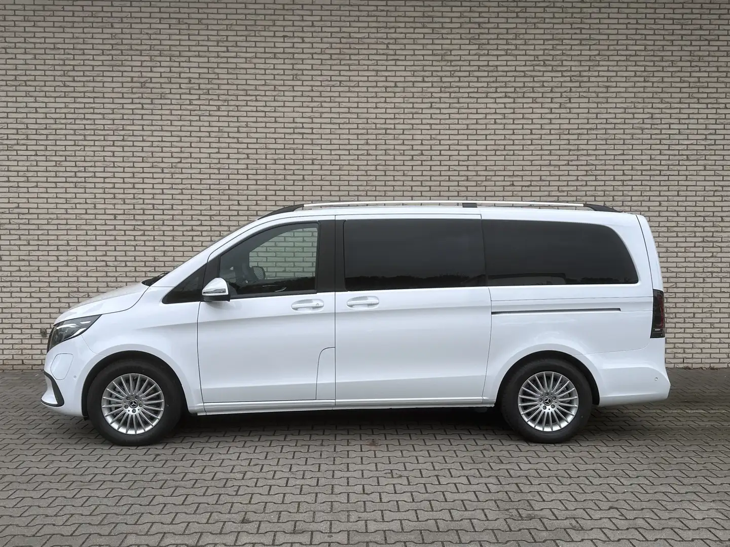Mercedes-Benz EQV 300 L2 | 7-persoons Blanc - 2