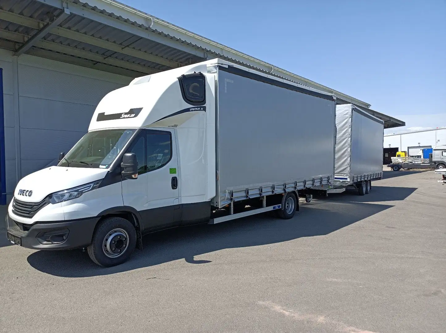 Iveco Daily Durchladezug SOFORT VERFÜGBAR !!! Blau - 1