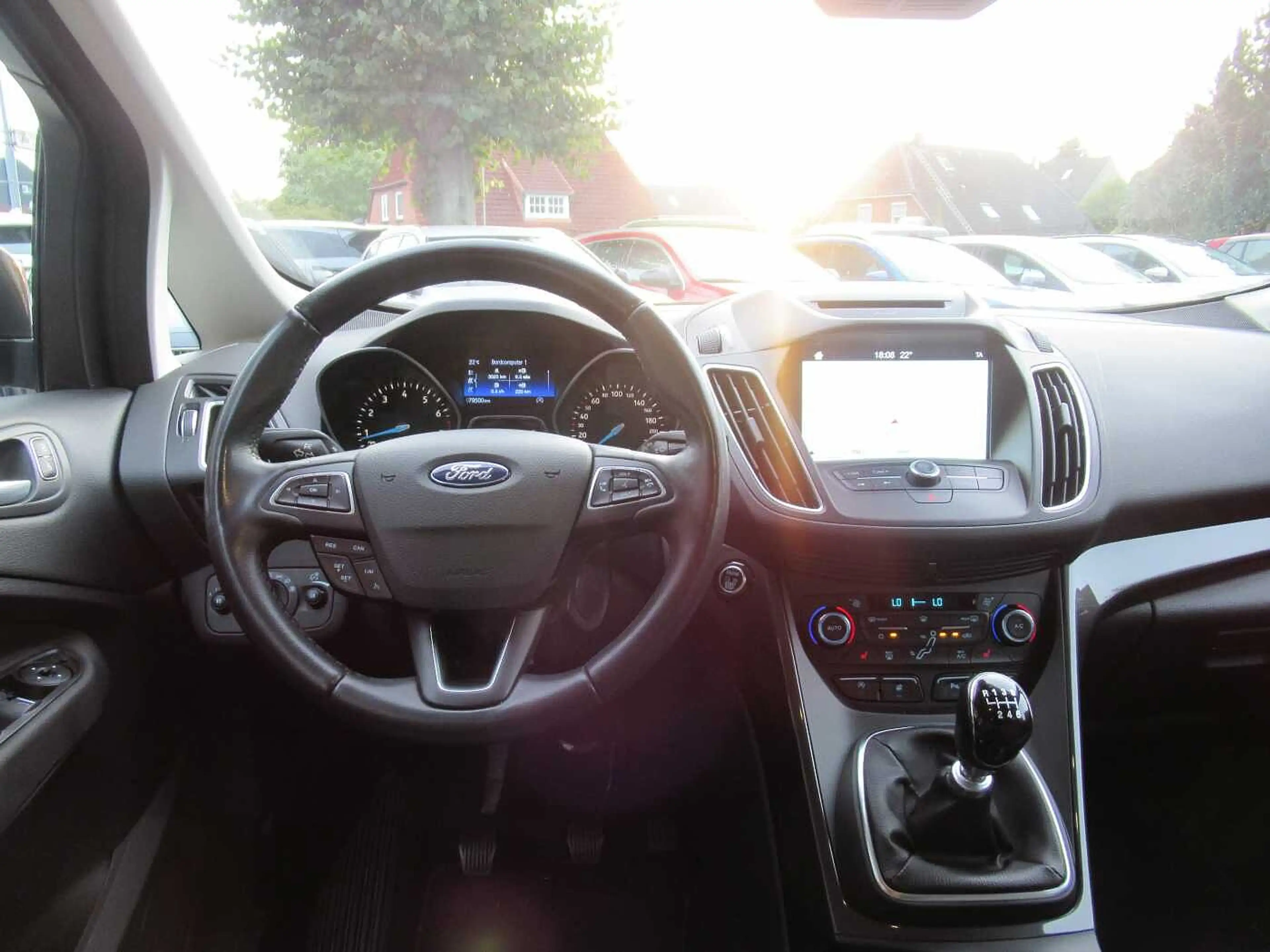 Ford C-Max Titanium — photo 9