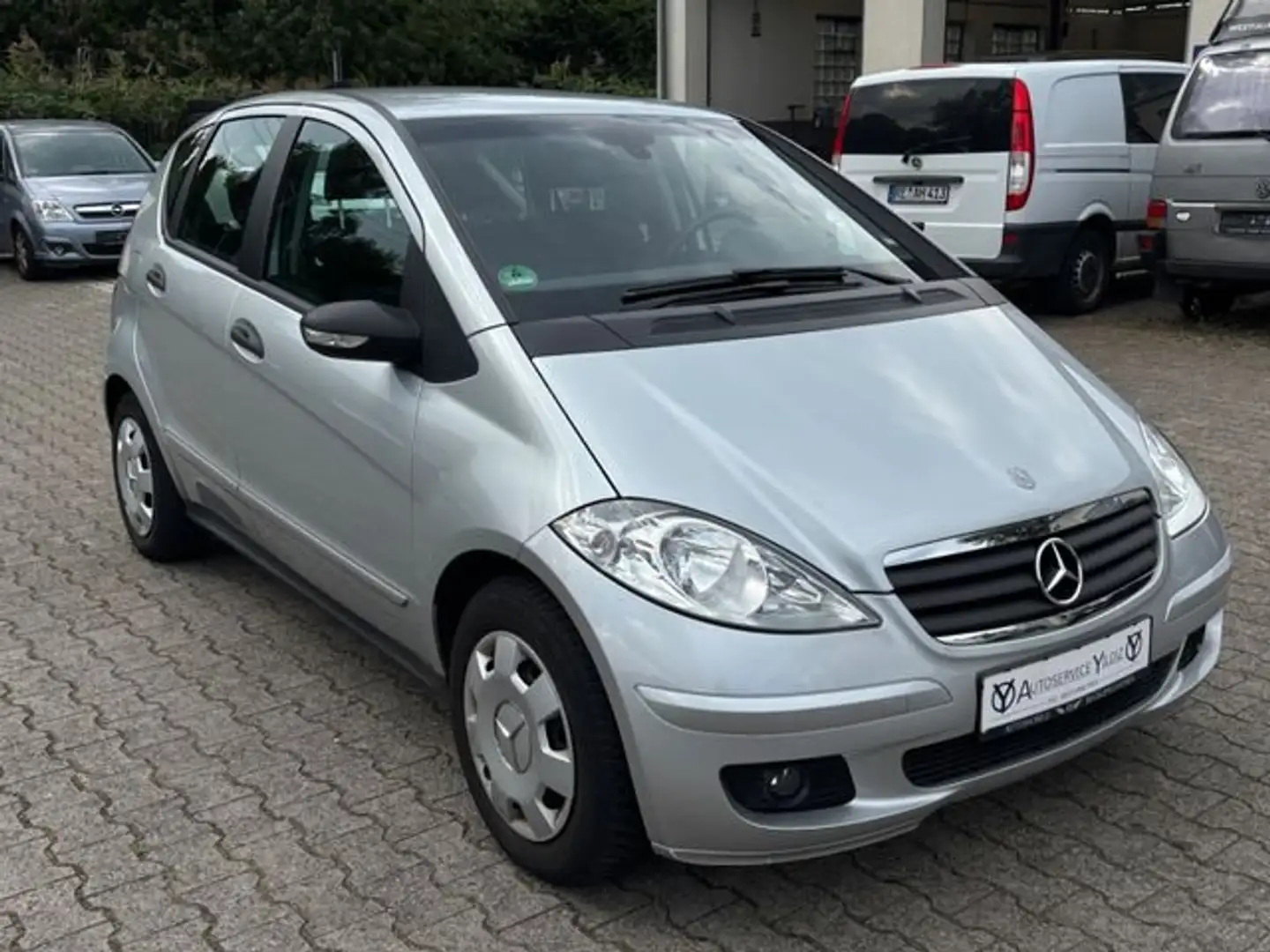 Mercedes-Benz A 150 A 150 (169.031) Серебристый - 1