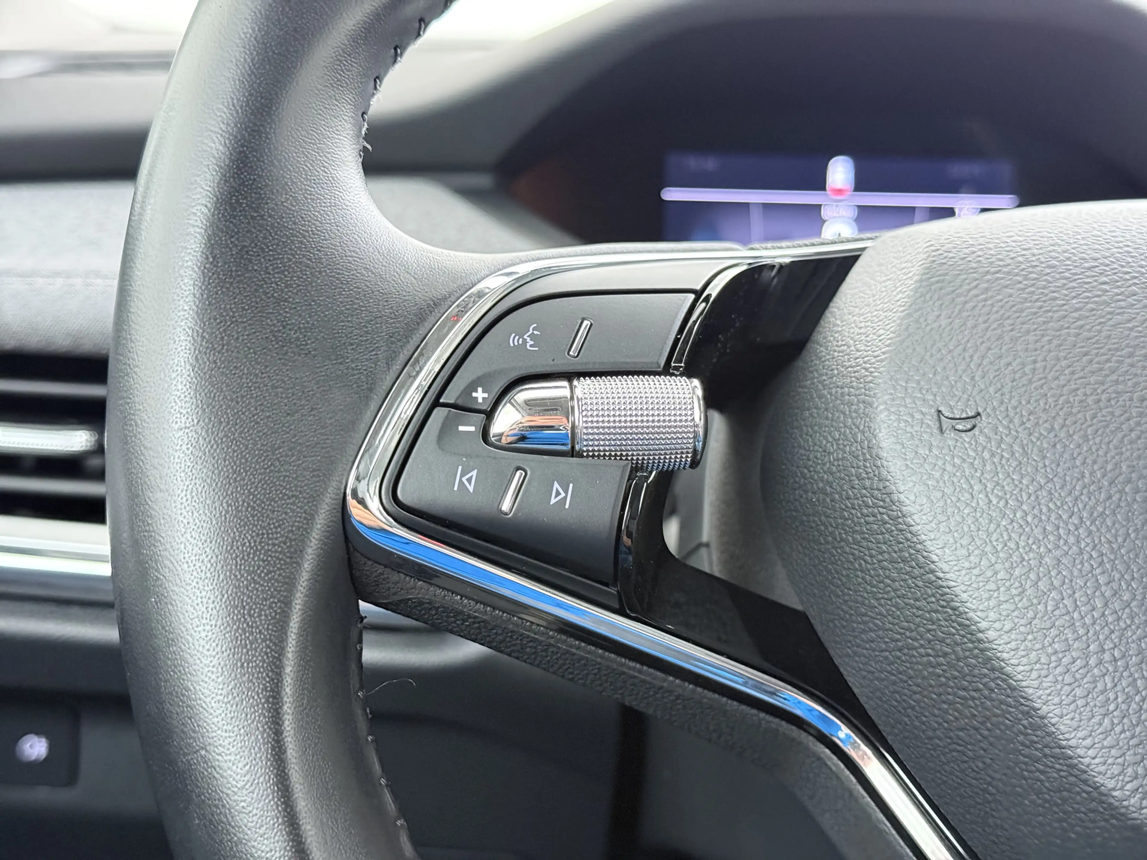 Skoda Enyaq iV 60 SOH 93% Camera Comfort-pakket Draadloze tele — photo 28