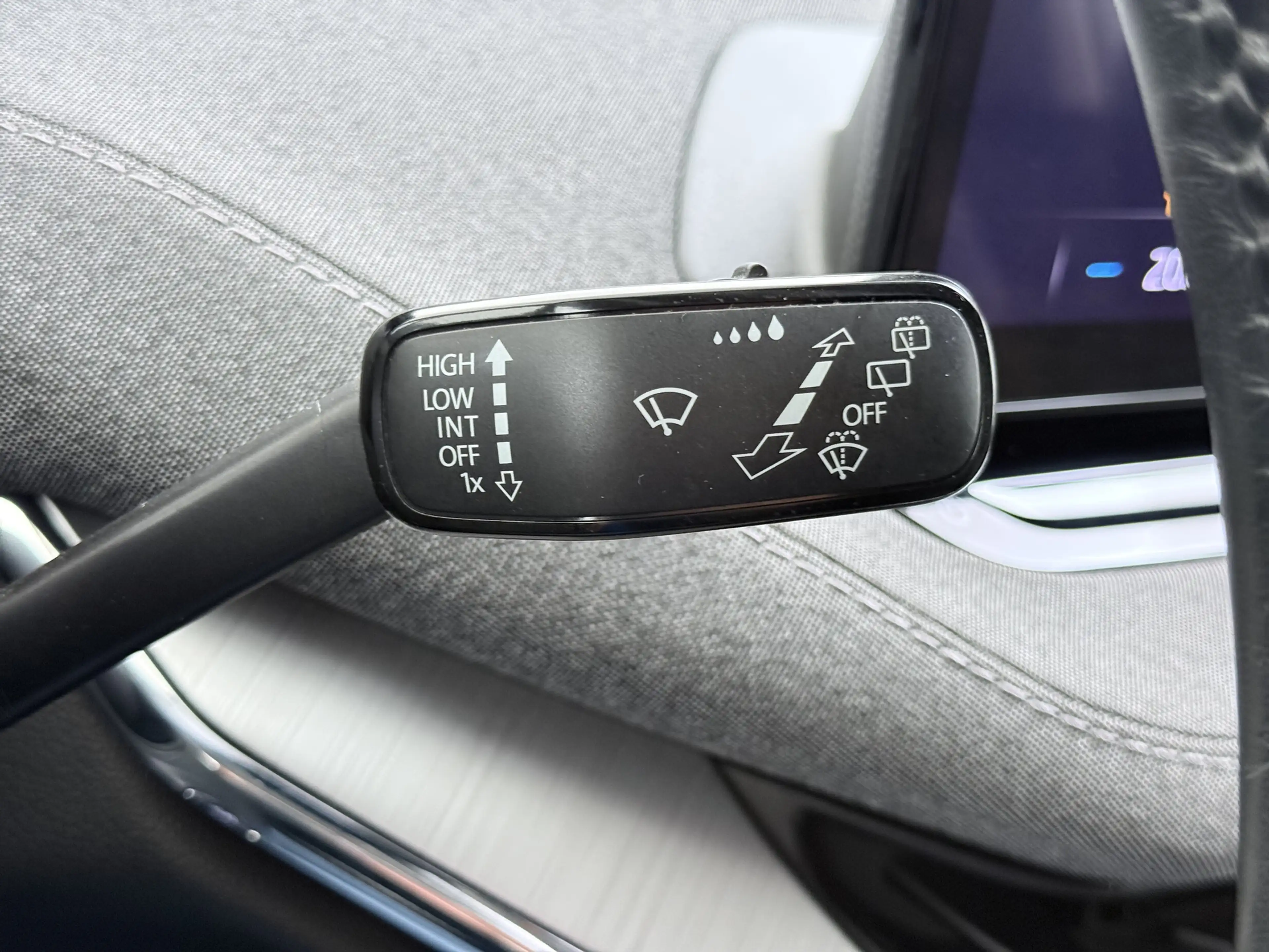 Skoda Enyaq iV 60 SOH 93% Camera Comfort-pakket Draadloze tele — photo 31