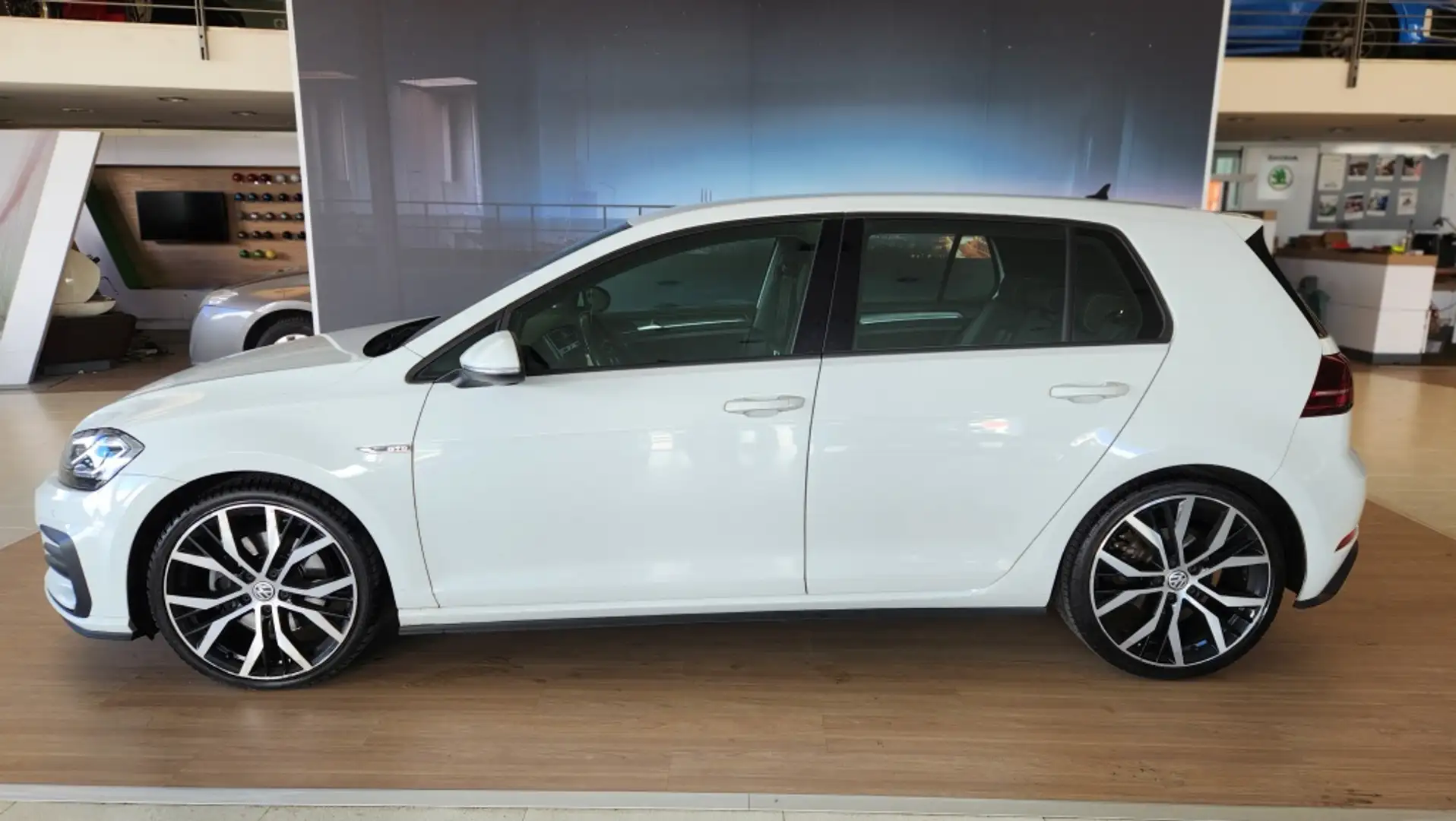 Volkswagen Golf 2.0TDI GTD DSG7 135kW Blanc - 2