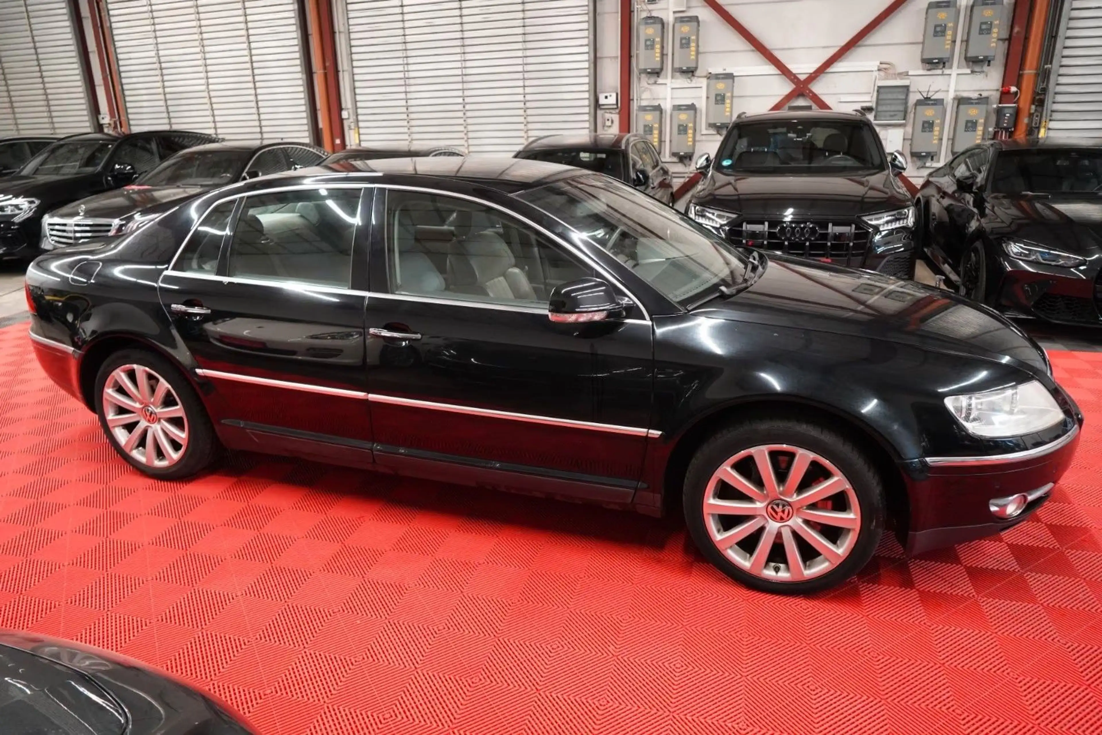 Volkswagen Phaeton 3.0 TDI V6 4Motion — photo 4