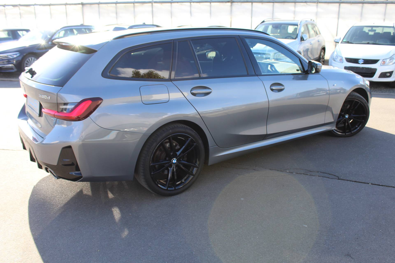 BMW 320 d Tour. xDrive M Sportpaket +HUD+DAB+19 Zoll+ACC+