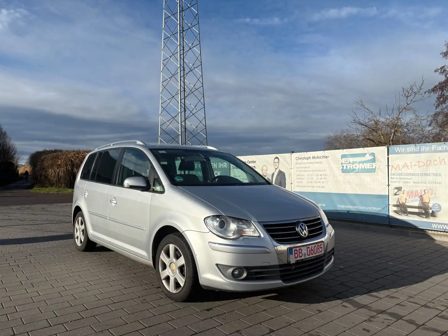 Volkswagen Touran Highline *AHK * 7 Sitzer Silber - 1