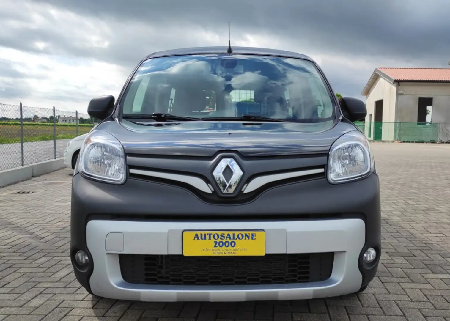 Renault Kangoo dCi 95CV Express Maxi Combi AUTOCARRO/IVA COMPRESA Grigio - 2