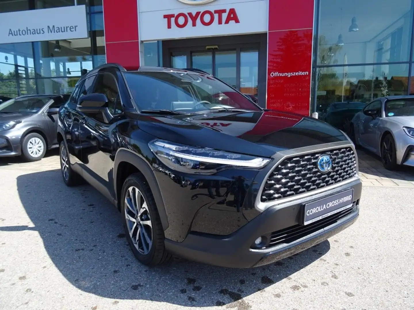Toyota Corolla Cross Hybrid 2.0 VVT-i 4x4 Teamplayer Negru - 1