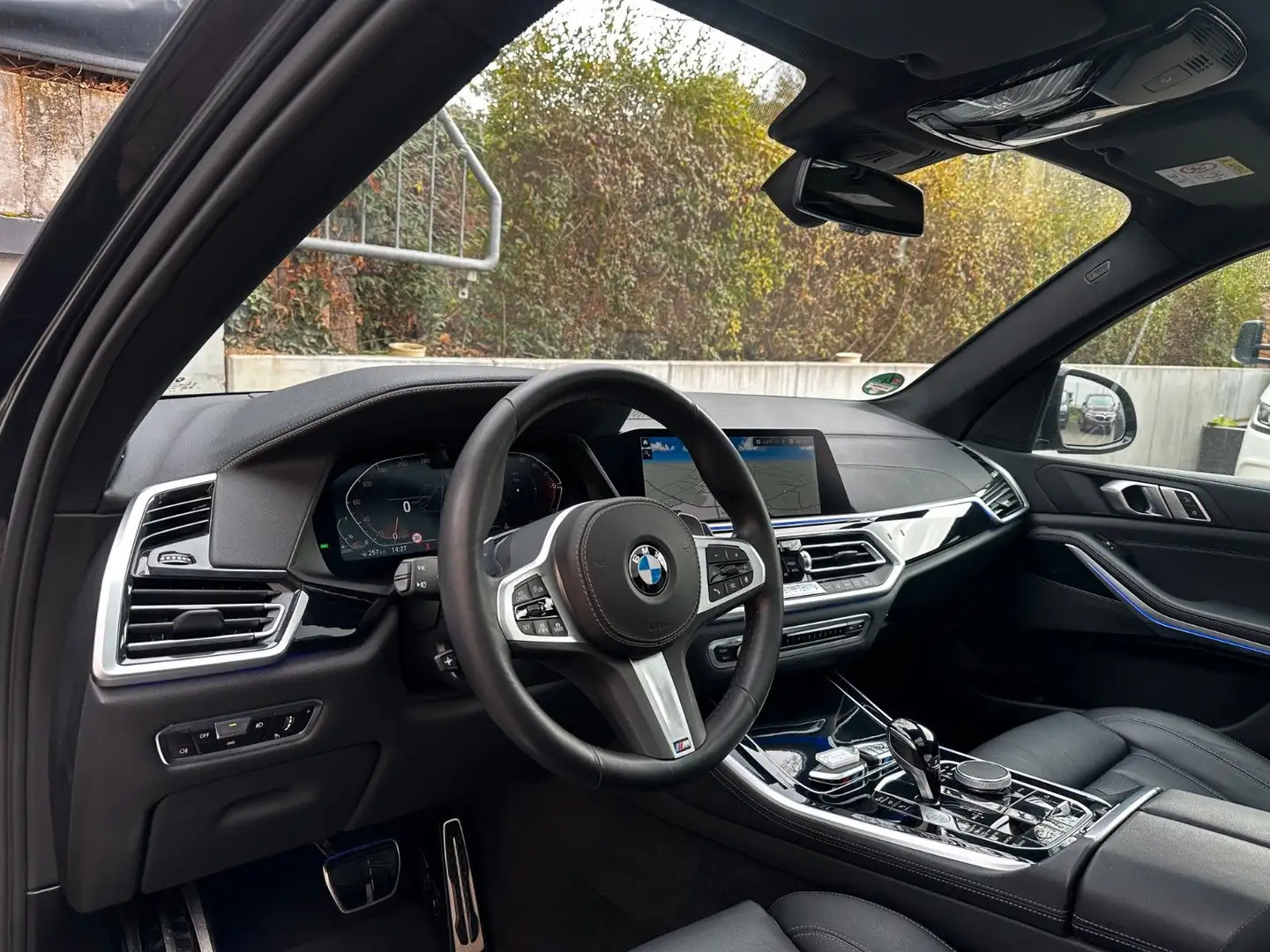 BMW X5 xDr30d M Sport PANO*2Achs*AHK*Laser*HiFi*360° Grau - 2