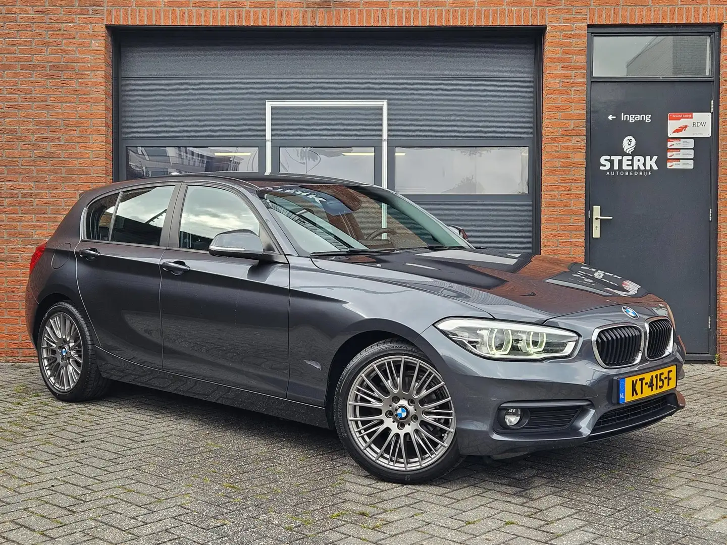 BMW 116 1-serie 116i Centennial Executive Led 18" Navi Cru Grijs - 1