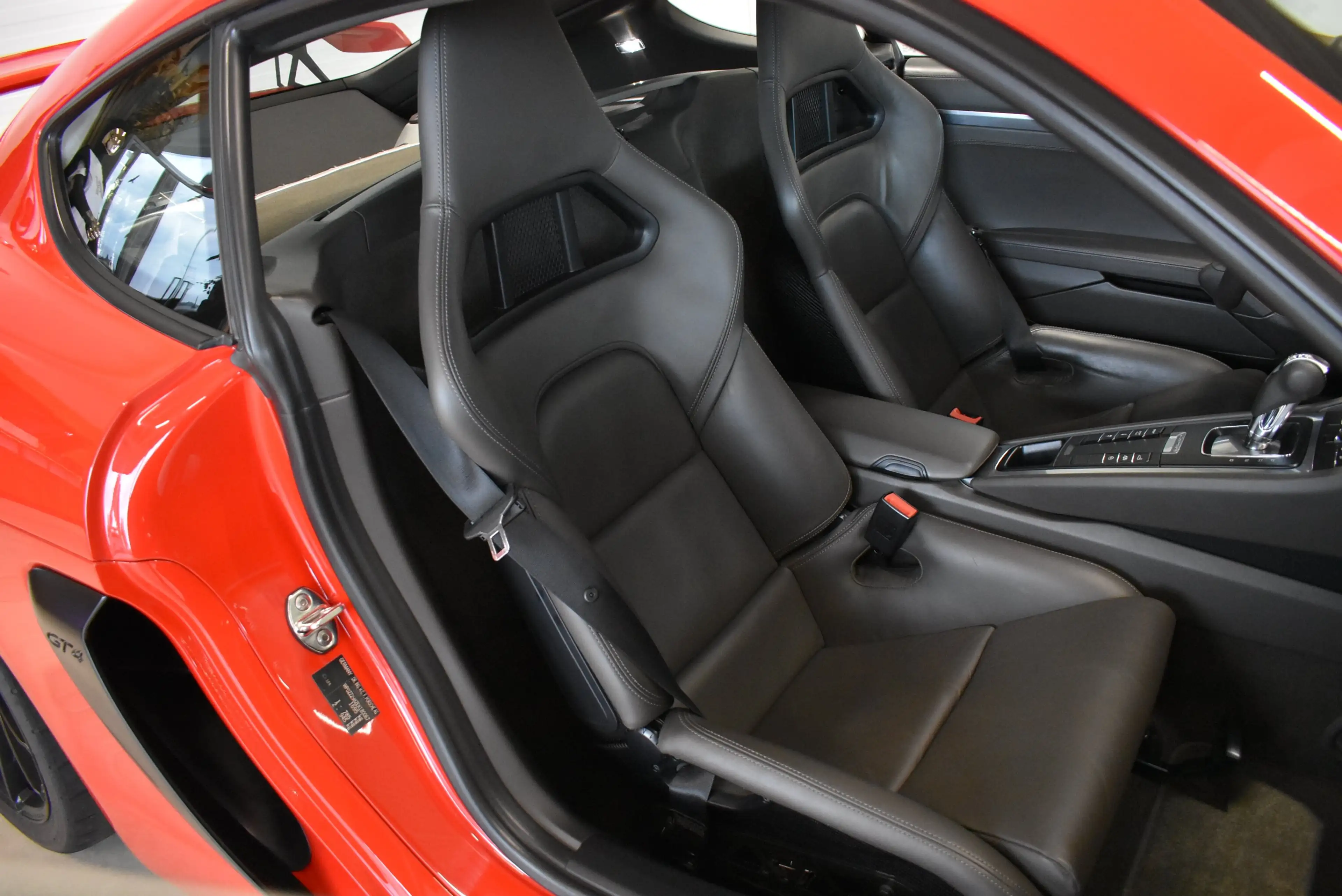 Porsche Cayman S //GT4 Conversion // Carbon Schalensitze — photo 21