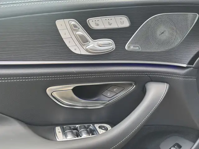 Mercedes-Benz AMG GT view 10