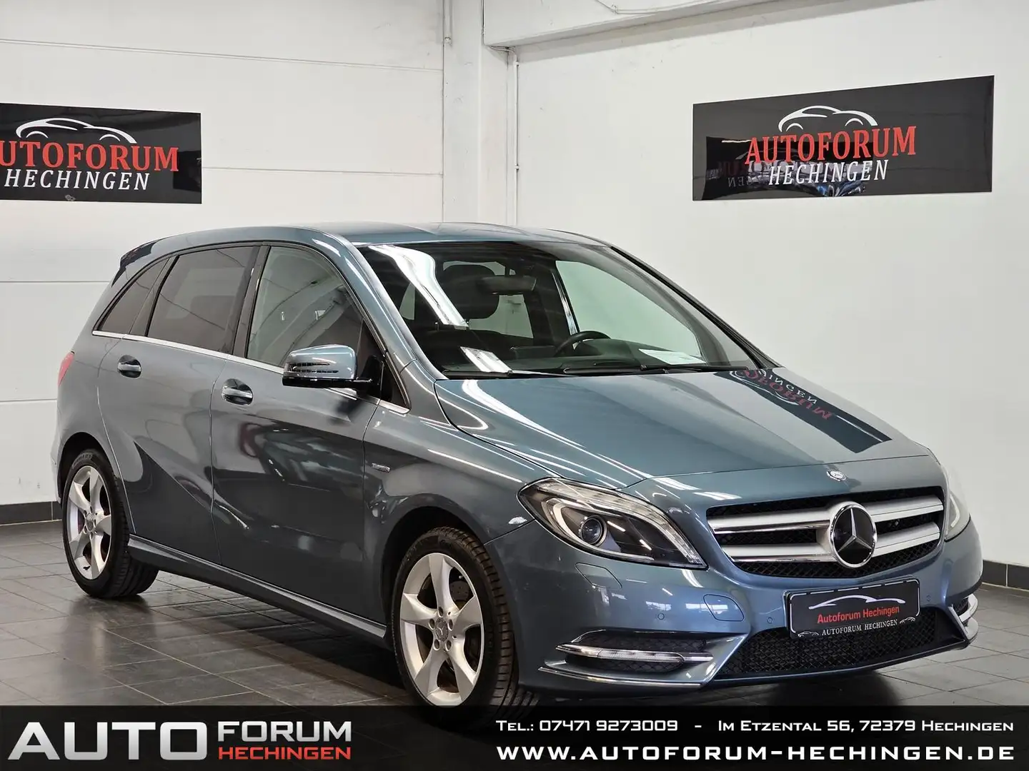 Mercedes-Benz B 180 Edition 1 NAVi LEDER AHK Rückf.Kamera Blau - 1