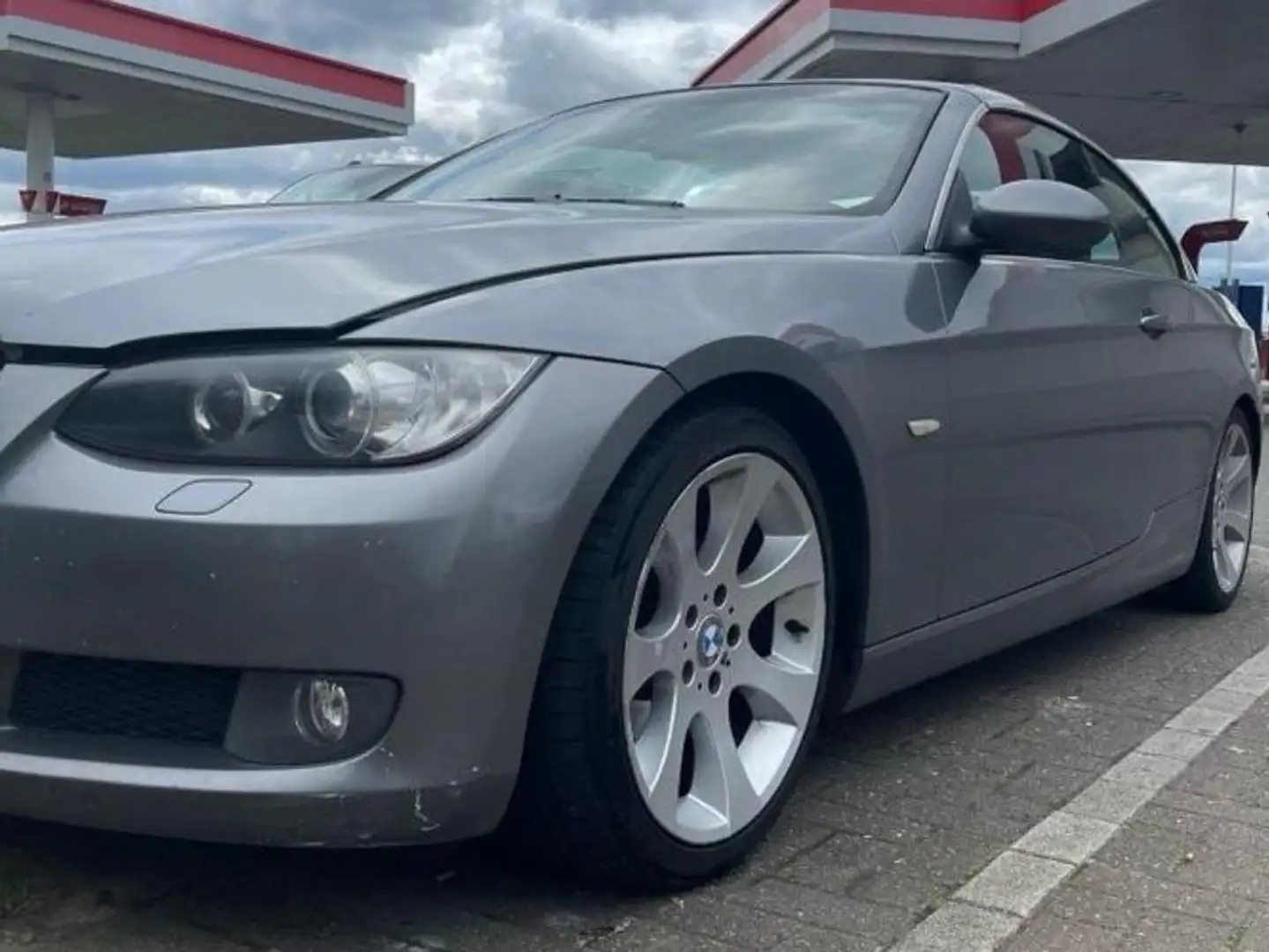 BMW 320 Cabriolet 320 dA Grijs - 1