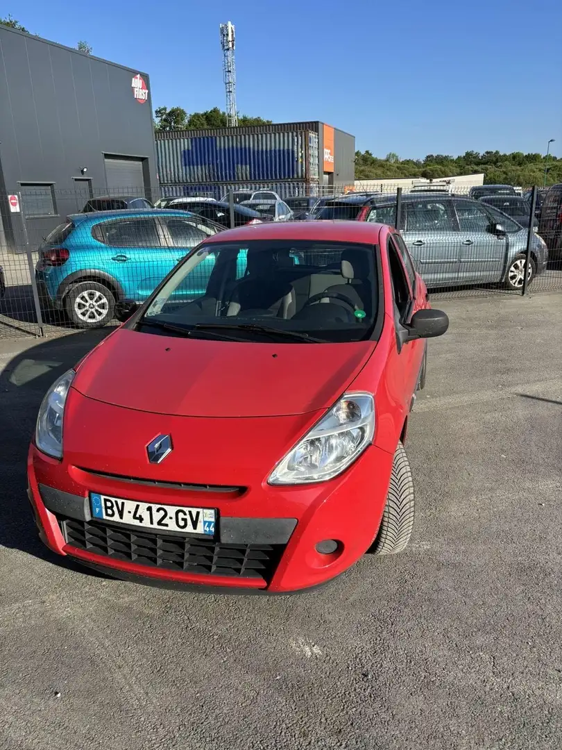 Renault Clio III 1.2 16V 75 Pack Clim - 1