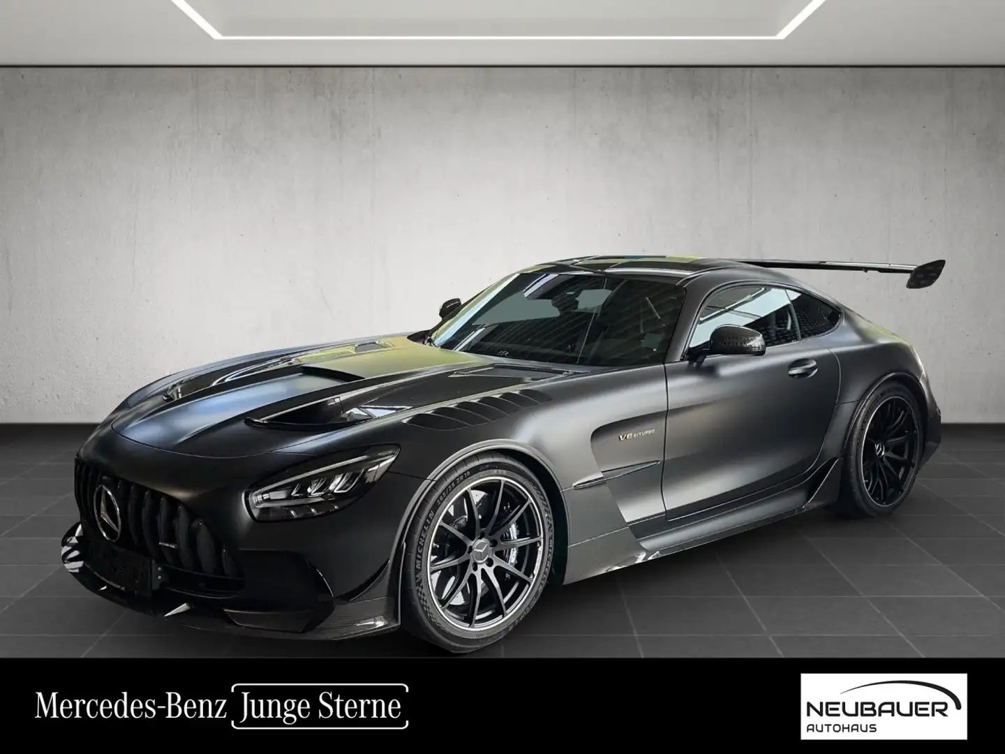Mercedes-Benz AMG GT Black Series Trackpack Gris - 1