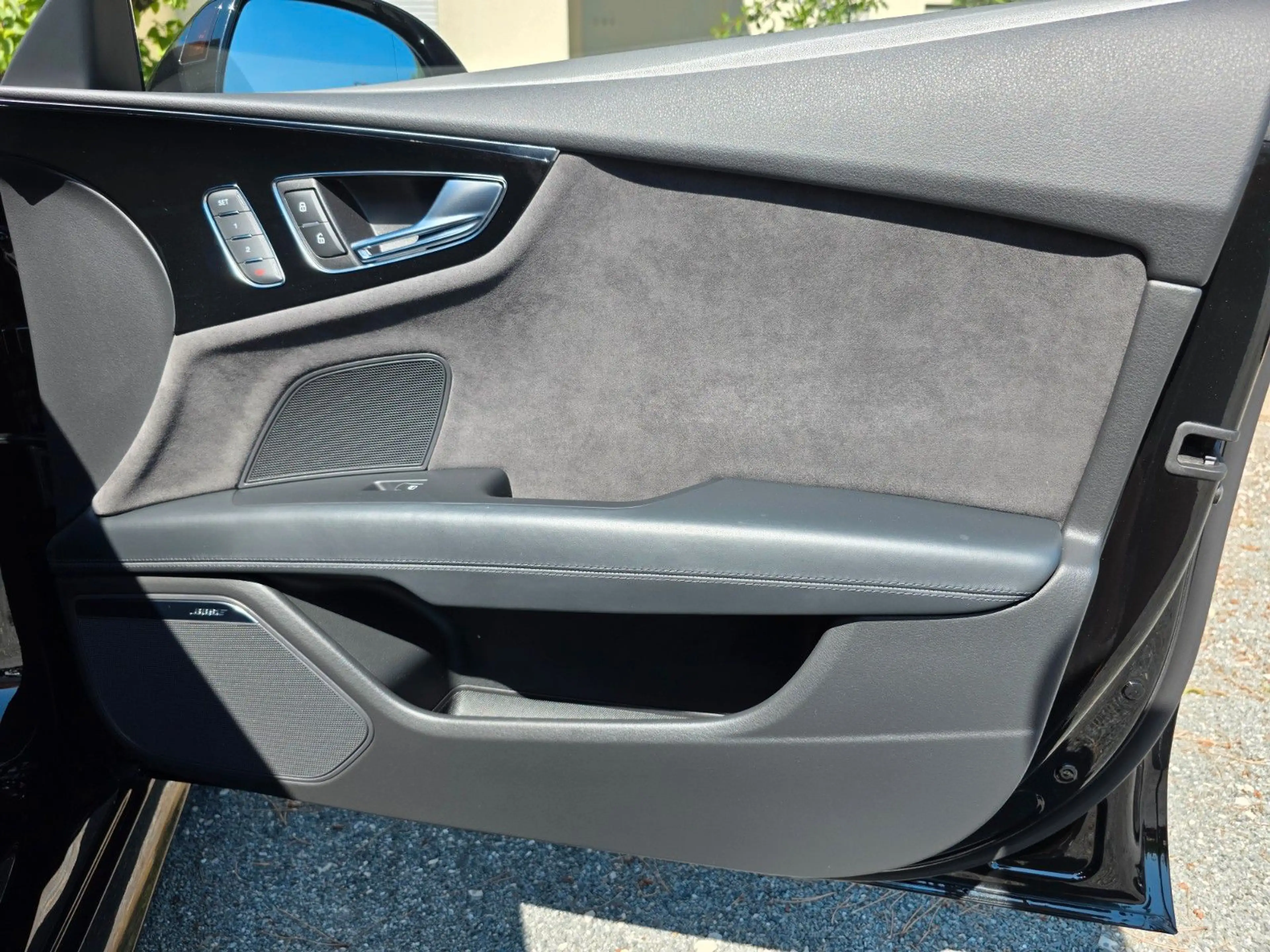 Audi RS7 4.0 TFSI quattro tiptronic Sportback — photo 39