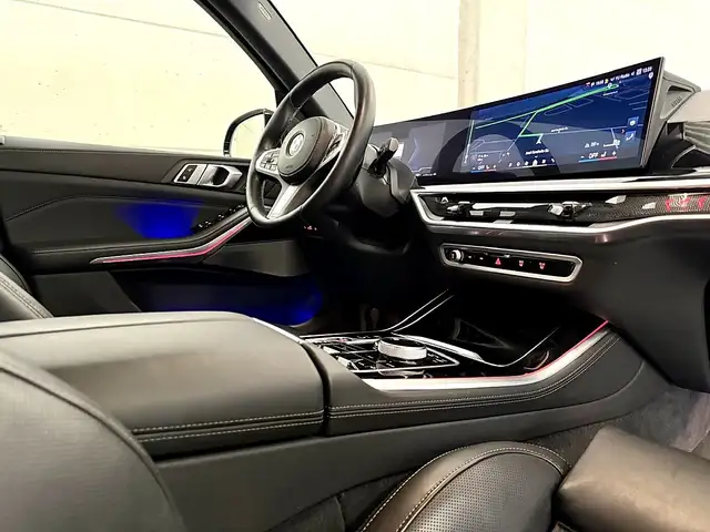 BMW X5 xDrive40d MHEV 48V Aut. ***M-PAKET***LUFT***HUD*** Ansicht 21