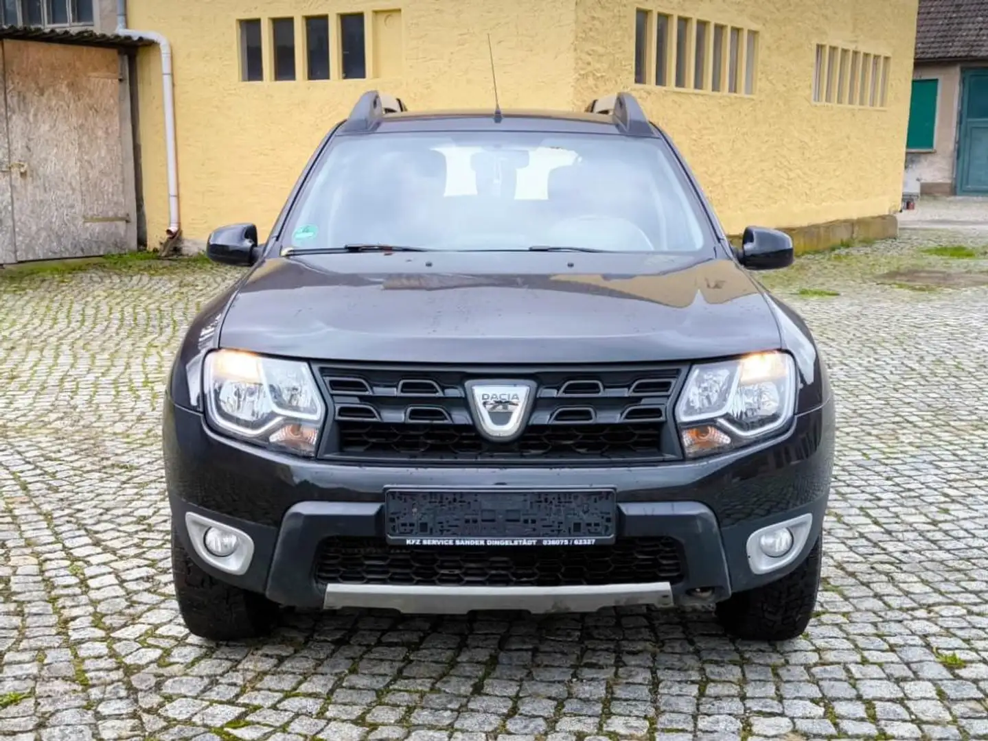 Dacia Duster Duster TCe 125 4x2 Blackshadow - 1