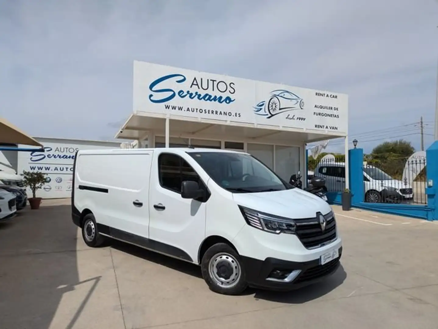 Renault Trafic FURGON L2H1 BLUE DCI 96 KW 130CV CUA Blanco - 2