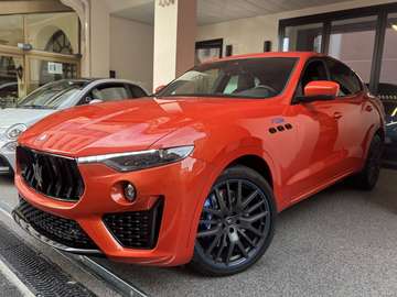 3.0 V6 430 CV F TRIBUTO