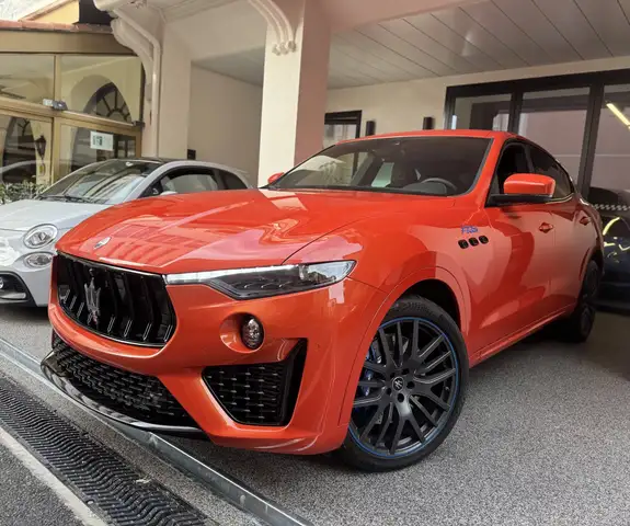 Maserati Levante 3.0 V6 430 CV F TRIBUTO